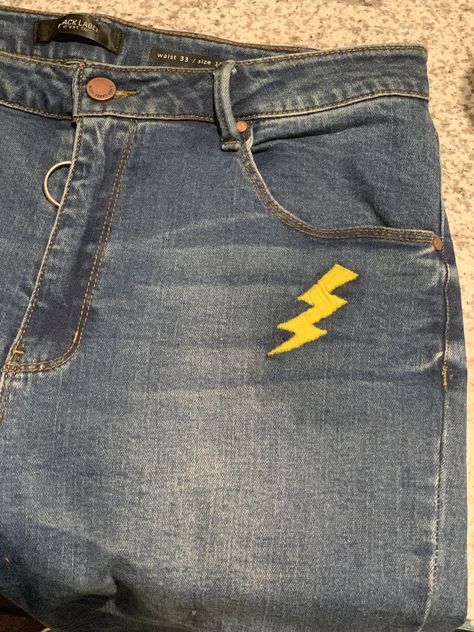 Lightning Bolt Embroidery, Embroidered Sweatpants Diy, Embroidery Designs Pants, Lightening Embroidery, Embroidery Lightning, Embroidery Inspiration Jeans, Lightning Embroidery, Sweatpants Diy, Y2k Embroidery