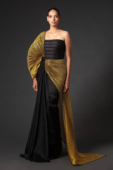 Amit Aggarwal Amit Aggarwal Gowns, Amit Aggarwal, Classy Wardrobe, Long Outfit, Shadi Dresses, Black Ball Gown, Saree Draping Styles, African Print Dress Ankara, Latest Dress Design