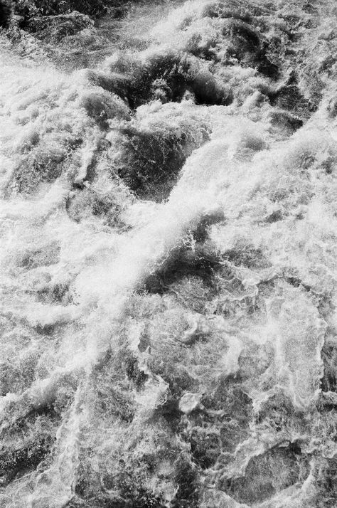 Lina Scheynius Rushing Water, Haruki Murakami, The Lives Of Others, Cute Photos, Amazing Nature, Textures Patterns, Film Photography, Deep Blue, Nature Art