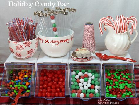 Holiday Candy Bar, Christmas Candy Buffet, Candy Station Wedding, Candy Bar Table, Party Candy Bar, Christmas Candy Bar, Diy Holiday Party, Candy Bar Party, Candy Display