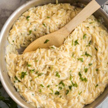 Parmesan Orzo Pasta, Garlic Parmesan Orzo, Orzo Pasta Recipe, Orzo Pasta Recipes, Appetizer Cups, Shrimp Orzo, Parmesan Orzo, Pasta From Scratch, Pasta Calories