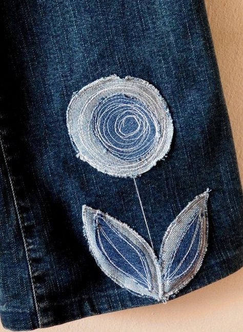 Jeans Projects, Tas Denim, Blue Jeans Crafts, Sew Ins, Denim Quilt, Denim Flowers, Free Motion Embroidery, Jean Crafts, Denim Ideas