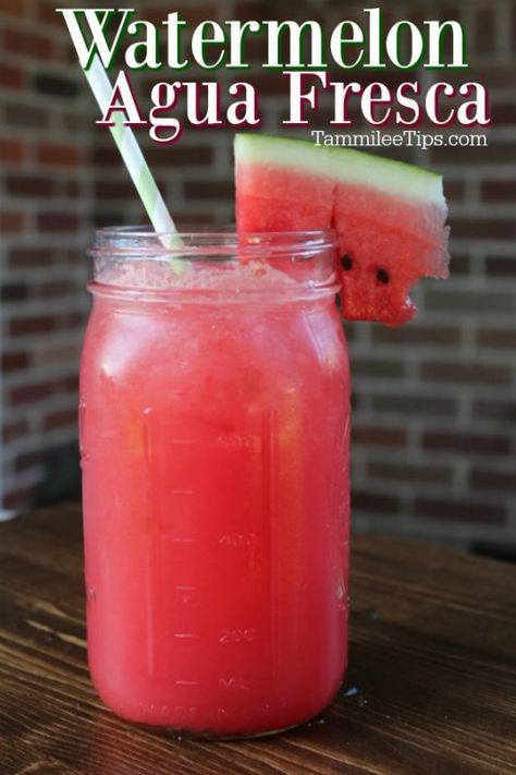 We have easy watermelon recipes that are so refreshing and delicious. Try the best watermelon recipes from smoothies and drinks to salads and snacks. Agua Fresca Mexicanas Recipes, Easy Watermelon Recipes, Watermelon Aqua Fresca, Aqua Fresca Recipes, Watermelon Recipes Drinks, Watermelon Drinks, Fresca Drinks, Aqua Fresca, Watermelon Agua Fresca