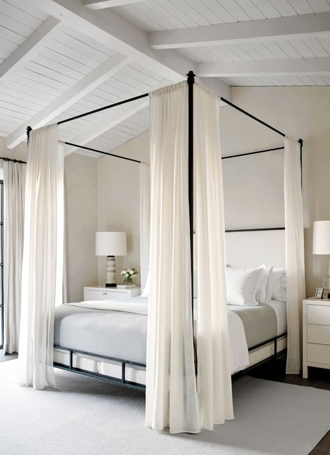 Tour a Minimalist Los Angeles Home by Kathryn Ireland - Gorgeous California Home Photos Cream And White Bedroom, Iron Canopy Bed, Four Poster Bed, Four Poster, Poster Bed, Bedroom Ceiling, Primary Bedroom, Iron Bed, Canopy Bed