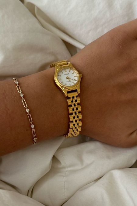 Isobel Watch in Gold curated on LTK Cendre Isobel Watch, Gold Watches Women Aesthetic, Mini Gold Watch, Gold Women’s Watch, Gold Watch Aesthetic, Dainty Gold Watch, Vintage Gold Watch, Golden Watch, Watch Ideas