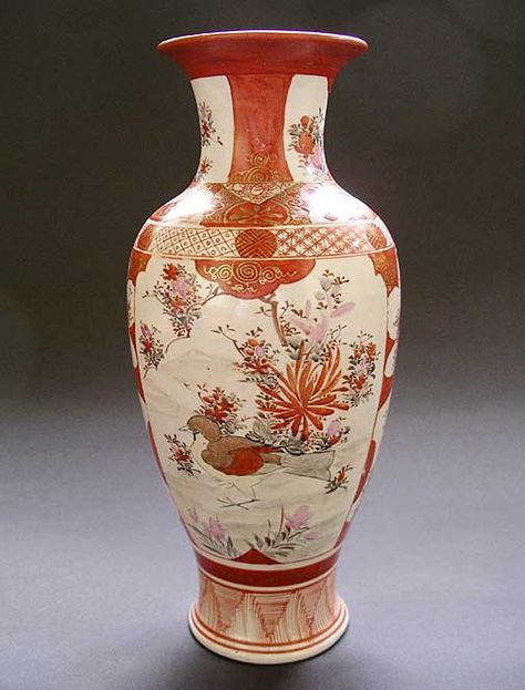 FINE JAPANESE PORCELAIN KUTANI CHINA VICTORIAN VASE Victorian Vases, Kutani Porcelain, Chinese Crafts, Japanese Vase, Chinese Martial Arts, Meiji Period, Fire Art, China Painting, Decor Figurines