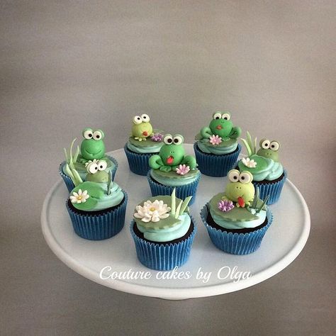 Frog Birthday Cake, Frog Cupcakes, Frog Party, Cupcake Inspiration, Frog Cake, Pastel Cakes, Animal Cupcakes, Couture Cakes, Icing Tips