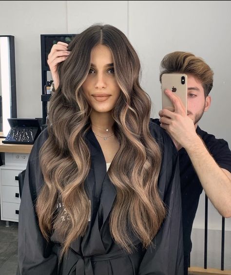 #moneypiece #brownhaircolors #brownhairbalayage #haircolor #haircolorideas #tanskin #tan Brownie Butter Hair Color, Brownie Batter Balayage, Brownie Batter Hair, Bronde Balayage, Black Hair Balayage, Highlights Brown Hair, Brown Hair Balayage, Tan Skin, Brunette Hair Color