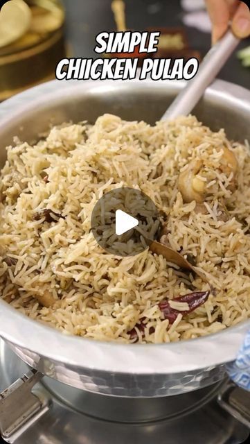 Dry Chicken Masala Recipe, Pulav Recipe Chicken, Pulao Recipe Chicken, Chicken Pulao Recipe Indian, Chicken Pulao Recipe, Palak Chicken, Veg Pulao Recipe, Chicken Pulao, Pakistan Food