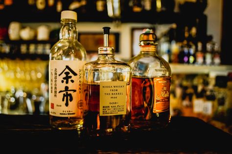 With Japanese whisky ever increasing in popularity, we take a look at the history behind this high-demand dram: Best Whiskey Cocktails, Japanese Whiskey, Whiskey Old Fashioned, Nikka Whisky, Whiskey Distillery, Black Russian, Japanese Whisky, Good Whiskey, Whiskey Drinks