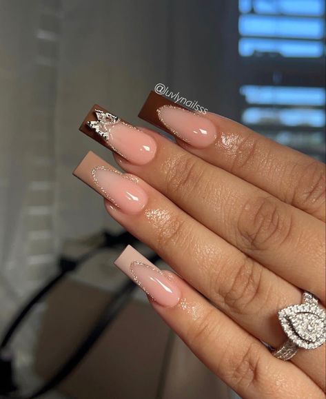 Nail Inspo Fall Square, Birthday Nails Fall Colors, Fall Set Acrylic Nails, Simple Fall Sets Nails, Short Taper Square Nails, Bling Fall Acrylic Nails, French Tip Nail Ideas Fall, Short Coffin Fall Nails Designs, Cute Fall/winter Nails