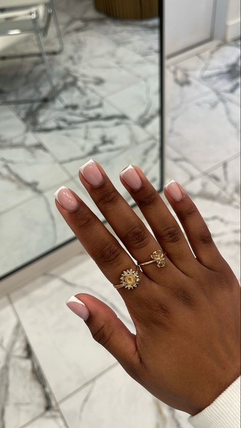 Short Square Clean Nails, Classic Short French Nails, French Tips Real Nails, Line Down Middle Of Nail, Simple Builder Gel Nails, Engagement Nails Black Women, Very Short Gel Nails Simple, Clear Sns Nails, Nails For Dark Hands