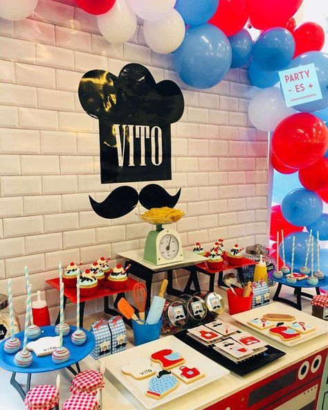 Vito's Chef birthday party | CatchMyParty.com Baking Birthday Party Ideas, Chef Decorations, Baking Birthday Party, Kids Cooking Party, Baking Birthday Parties, Mini Chef, Italian Party, Chef Party, Diy Birthday Cake