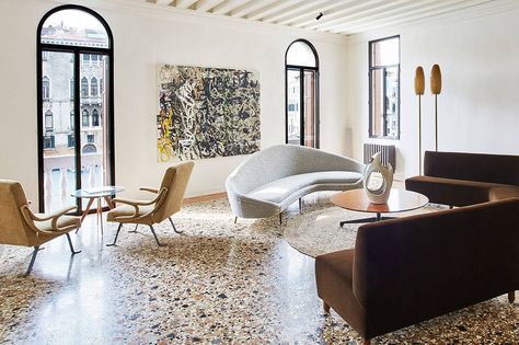 terrazzo floor.  on the walls, white Marmarino (fresco plaster made with finely crushed marble subtly reflects light. Terrazzo Interior Design, Terrazzo Interior, Terazzo Floor, Terrazzo Floors, Casa Vintage, Terrazzo Flooring, Small Living Rooms, Floor Tiles, Small Living