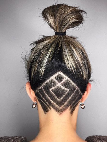 23 Undercut Hairstyles for Women That Are a Party in the Back ... Undercut Hair Designs, Undercut Hairstyles Women, Undercut Long Hair, Undercut Designs, Shaved Hair Designs, Shaved Undercut, Undercut Women, Hair Tattoos, Undercut Hairstyles