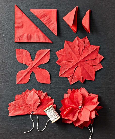 Poinsettia Craft Poinsettia Decorating Ideas, Poinsettia Crafts, Christmas Gala, Poinsettia Leaves, Poinsettia Care, Crafts Simple, Poinsettia Plant, Paper Cocktail Napkins, Paper Flower Crafts