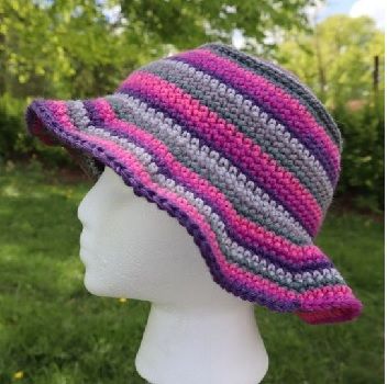 Easy Crochet Bucket Hat, Bucket Hat Pattern Free, Crochet Spring Hat, Crochet Bucket Hat Pattern, Crochet Tiktok, Crochet Lanyard, Crochet Sun, Bucket Hat Pattern, Granny Stitch