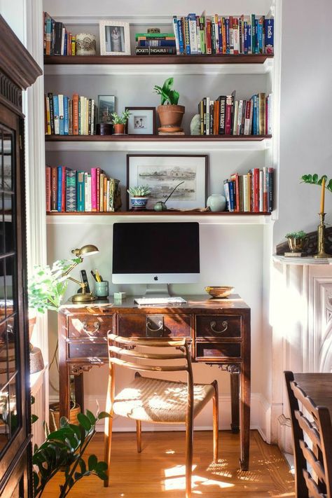 Office Space Ideas, Small Home Office Ideas, Cozy Home Office, Small Home Offices, Home Office Ideas, Space Ideas, Small Home Office, Home Office Space, World Of Interiors