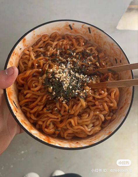 Buldak Noodles Aesthetic, Spicy Ramen Aesthetic, Buldak Aesthetic, Buldak Ramen Aesthetic, Budak Ramen, Ramen Buldak, Ramen Aesthetic, Buldak Ramen, Big Snacks