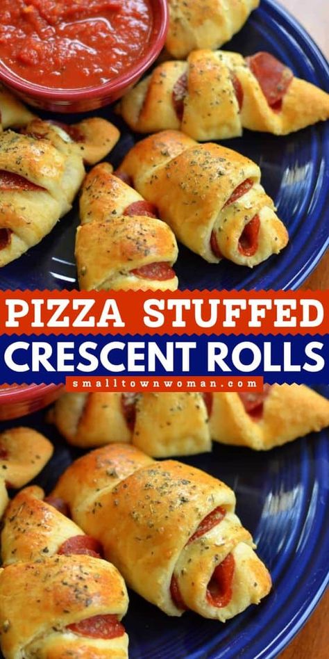 Pepperoni Crescent Rolls, Crescent Roll Recipes Dinner, Crescent Roll Pizza, Crescent Recipes, Crescent Roll Recipes, Party Snack, Crescent Roll, Football Food, Party Food Appetizers