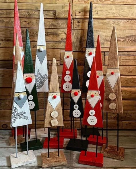 Yeliz Craft Christmas added a new... - Yeliz Craft Christmas Tre Kunst, Christmas Diy Wood, Colour Hallway, Wooden Christmas Crafts, Entrance Modern, Craft Christmas, Christmas Wood Crafts, Narrow Hallway, Wooden Christmas Trees