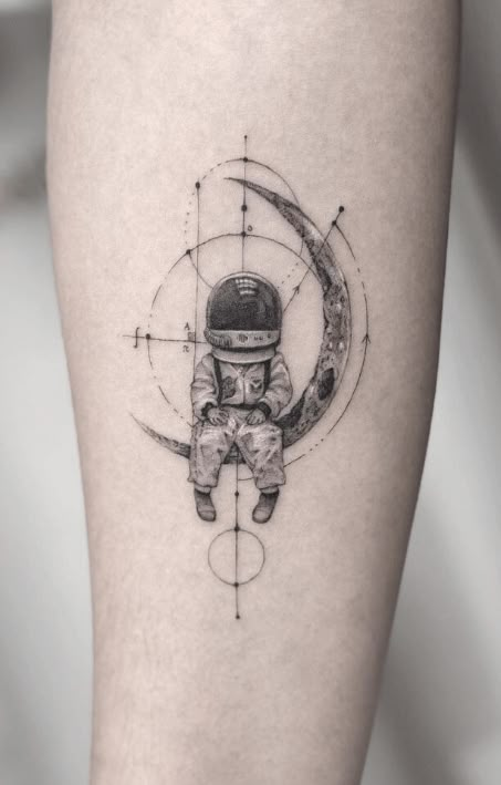 40 Stunning Astronaut Tattoo Designs For Men And Women Astronaut Tattoos, Geometric Tattoo Leg, Astronaut Tattoo, Sketch Style Tattoos, Planet Tattoos, Wrist Tattoos For Guys, 4 Tattoo, Geniale Tattoos, Tattoo Designs For Men