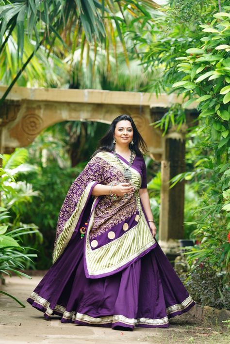 Order this amazing purple chaniya choli set from our instagram page Simple Plain Chaniya Choli, Purple Chaniya Choli For Navratri, Plain Chaniya Choli Designs, Cotton Chaniya Choli Designs, Latest Chaniya Choli Design For Marriage, Purple Chaniya Choli, Simple Chaniya Choli, Navratri Collection 2023, Purple Choli