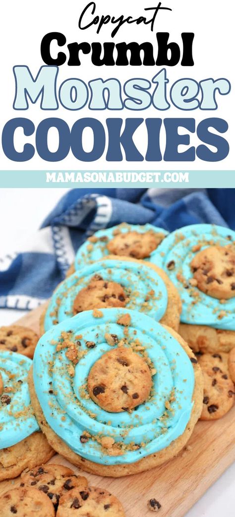 Blue Monster Cookies, Moster Cookies, Mini Dessert Easy, Crumble Cookie Recipe, Monster Cookies Recipe, Monster Food, Ultimate Chocolate Chip Cookie, Mini Chocolate Chip Cookies, Bright Blue Color