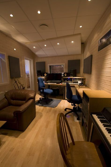 CLEAN AF Music Studios #cleanaf #thatscleanaf #music #studio  http://clean.af Modern Music Room, Ceiling Paneling, Recording Setup, Music Studio Design, Home Recording Studio Setup, Recording Studio Setup, Home Studio Ideas, Home Music Rooms, Audio Studio