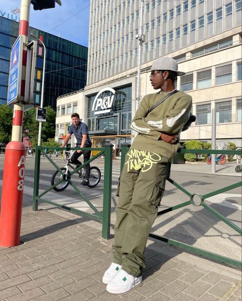 Minus 2 Cargos, Guys Cargo Pants Outfit, Minus Two Cargo Outfit, Uk Streetwear Men, Cargo Outfit Men, Minus Two Cargo, Pant Overalls, Uk Street Style, Minus Two