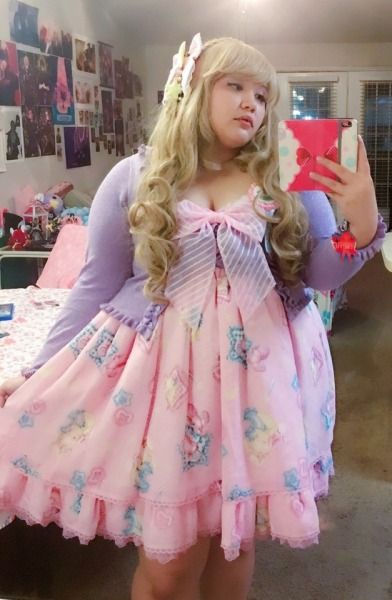 Plus Size Pastel Goth, Plus Size Kawaii Fashion, Pastel Alt, Aesthetic Outfits Plus Size, Fairy Kei Fashion, Plus Size Kawaii, Kawaii Outfit Ideas, Outfit Selfie, Fashion Kawaii