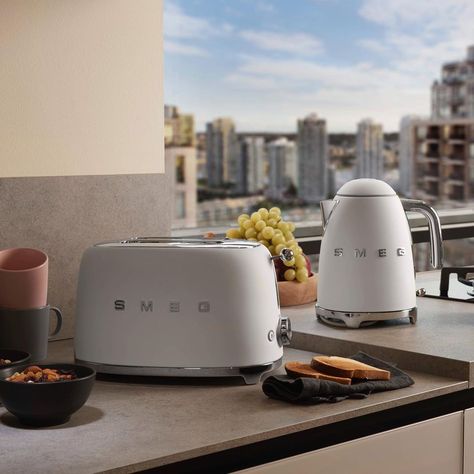 The avalanche of new color options for the SMEG toaster and kettle continue, with a smooth matte white..💯 @smegusa #matte #toaster #kettle #smeg #smegusa #appliance #colors #kitchens #ny #maryland #newjersey #lakewood Smeg Kitchen Appliances, Smeg Kettle, White Kettle, Smeg Toaster, Retro Toaster, Kitchen Appliance Set, Smeg Kitchen, Smeg Appliances, Kettle And Toaster Set