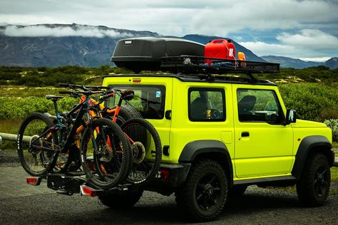 How To Put A Bike On a Bike Rack Suzuki Jimny Off Road, Bicycle Covers, Jimny 4x4, Hitch Bike Rack, Jimny Suzuki, Dream Cars Jeep, Suzuki Samurai, Hybrid Bike, Old Bikes