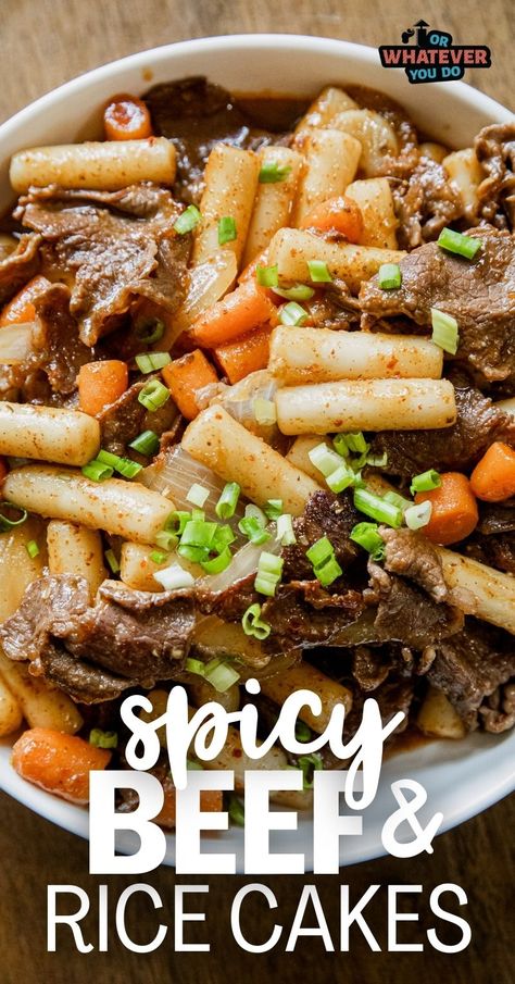 Spicy Beef and Korean Rice Cakes - Tteokbokki Rice Cakes Recipe, Steak And Vegetables, Korean Rice Cakes, Grilled Chicken Legs, Korean Beef Bowl, South Korean Food, Korean Rice Cake, Rice Cake Recipes, Asian Rice