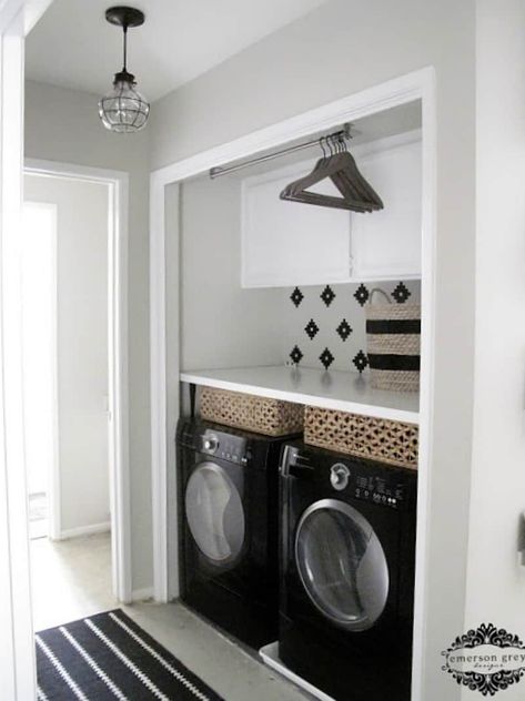 13 Awesome Laundry Room Ideas I Found for Inspiration. My laundry room makeover needs some practical and decorative inspiration that you'll love. Laundry Nook, House Closet, Small Laundry Room Organization, Laundry Room Doors, Laundry Room Closet, Laundry Room Inspiration, Laundry Closet, Small Laundry Rooms, Casa Patio