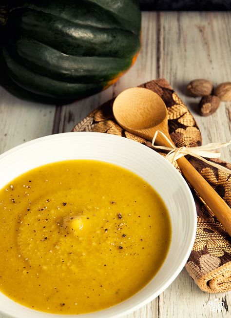 Acorn Soup, Sautéed Carrots, Squash Acorn, Paleo Acorn Squash, Paleo Soup Recipe, Acorn Squash Soup, Soup Paleo, Milk Soup, Curried Cauliflower