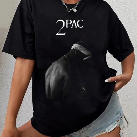 2pac 90s, 2pac Tshirt, Hype Pics, Oversized Tee Outfit, Tupac Shirt, 90s Hiphop, Big Tshirt, Graphic Tee Outfits, Tupac Shakur