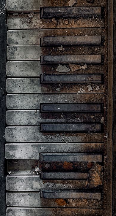 I’m making this my wallpaper! Piano Keys Aesthetic, Old Piano, Old Pianos, Piano Art, Fotografi Vintage, Affinity Photo, Wallpaper Pastel, Peeling Paint, Piano Keys