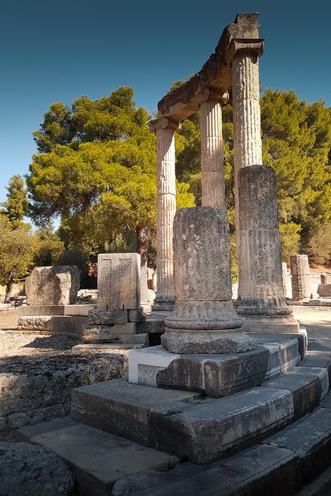 Ancient Greece Aesthetic, Olympia Greece, Olympia Of Greece, Ancient Olympia, Stone Archway, Greek Antiquity, New Template, The Olympic Games, Ancient World