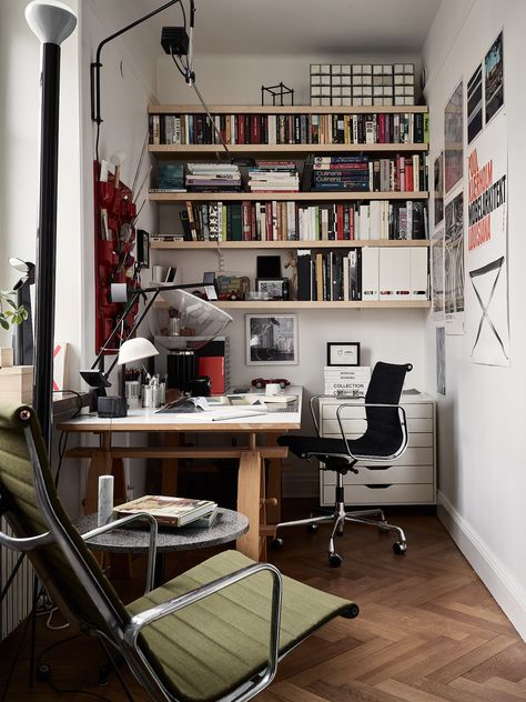 Cheap Office Furniture, Interior Design Per La Casa, Small Home Offices, Small Home Office, Apartment Style, Design Del Prodotto, Home Office Space, Office Inspiration, Scandinavian Home