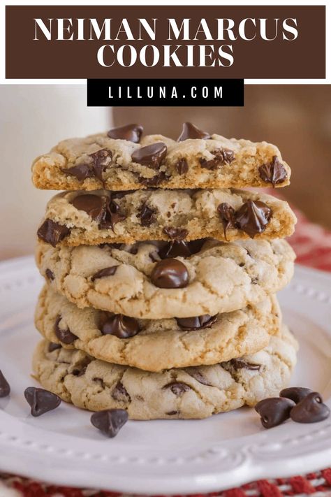 Learn how to make the world famous Neiman Marcus Chocolate Chip Cookies at home. Big, buttery & filled with chocolate chips—these chewy cookies are sure to become a family favorite! #neimanmarcuscookies #cookies #neimanmarcus #desserts #cookierecipe Neiman Marcus Chocolate Chip Cookies, Neiman Marcus Cookie Recipe, Neiman Marcus Cookies, Lil Luna, Famous Chocolate, Chewy Cookies, Delectable Desserts, Chocolate Chip Recipes, Best Chocolate Chip Cookie