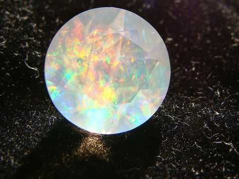 Contra Luz Opal [12mm; 5ct] - Flickr - Photo Sharing! Luz Opal, Opal Sphere, Minerals Crystals Rocks, Lucky Stone, Back Light, Beautiful Rocks, Rocks And Gems, Precious Gems, Gems And Minerals