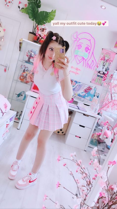 Kawaii Gamer Girl Outfit, Gamer Girl Outfit, Trashy Outfits, Cute Dress Outfits, 2000s Fashion Outfits, Kawaii Room, Kawaii Clothes, 2000s Fashion, Kawaii Fashion