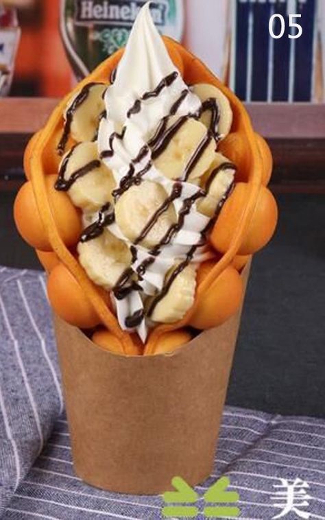 Bubble Waffle Ice Cream, Waffle Packaging, Waffle Donuts, Waffle Pops, Bubble Waffles, Chimney Cake, Waffle Ice Cream, Banana And Egg, Bubble Waffle