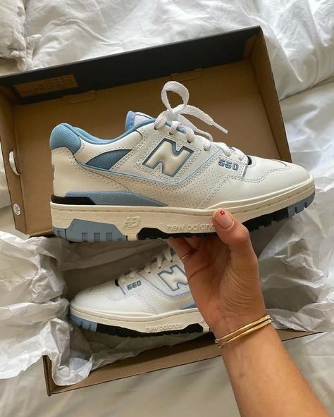 Trendy New Balance Sneakers, New Balance 550s, Dream Shoe, Aesthetic Ig, Pretty Shoes Sneakers, Shoe Ideas, Shoes Outfit Fashion, Shoe Inspo, Cute Nikes