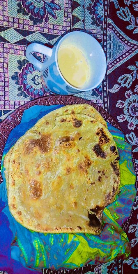 Pakistani nashta ...chay paratha....desi Desi, Ethnic Recipes, Photography, Quick Saves