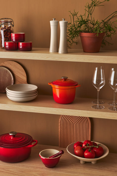 Le Creuset iconic Cerise colour pairings effortlessly this Fall with Flame and Meringue. This gradient of red blends with the warm orange and calming beige to create the perfect Fall Foliage colourway. Colour Pairing, Color Pairing, Le Creuset, Fall Foliage, Meringue, To Create, Orange, Red