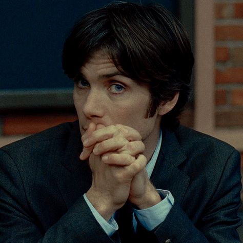 Cillian Murphy | Red Lights 2012 | Rodrigo Cortés Cillian Murphy Inception, Cillian Murphy Tommy Shelby, Light Movie, Cillian Murphy Peaky Blinders, Tommy Shelby, Animatronic Fnaf, Red Lights, Light Film, Batman Begins