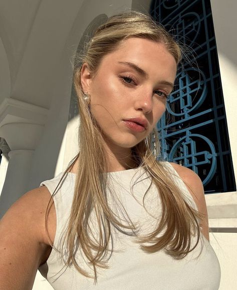 annie schroeter as virginia au augustus Annie Shr, Chloe Walsh, Super Rich Kids, Dream Hair, Book Girl, Face Claims, Pretty Woman, Hair Inspo, Nevada