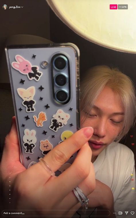 Felix From Stray Kids, Kids Phone Cases, Android Organization, Stray Kids Kpop, Friends Phone Case, Kpop Phone Cases, Diy Phone Case Design, Samsung Galaxy Phones, Collage Phone Case